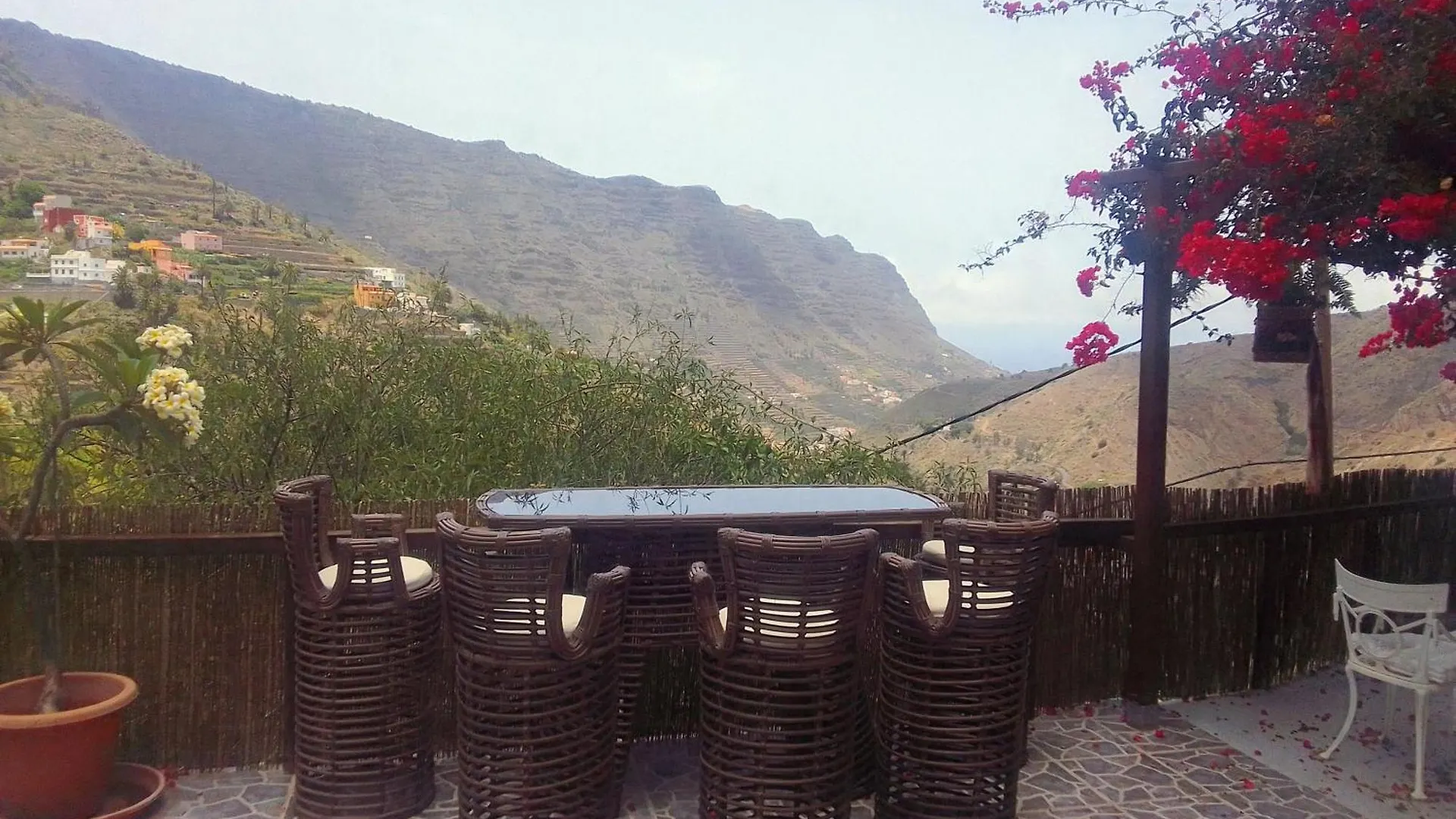 הוילה הרמיגואה Casita Bella Vista בקתה