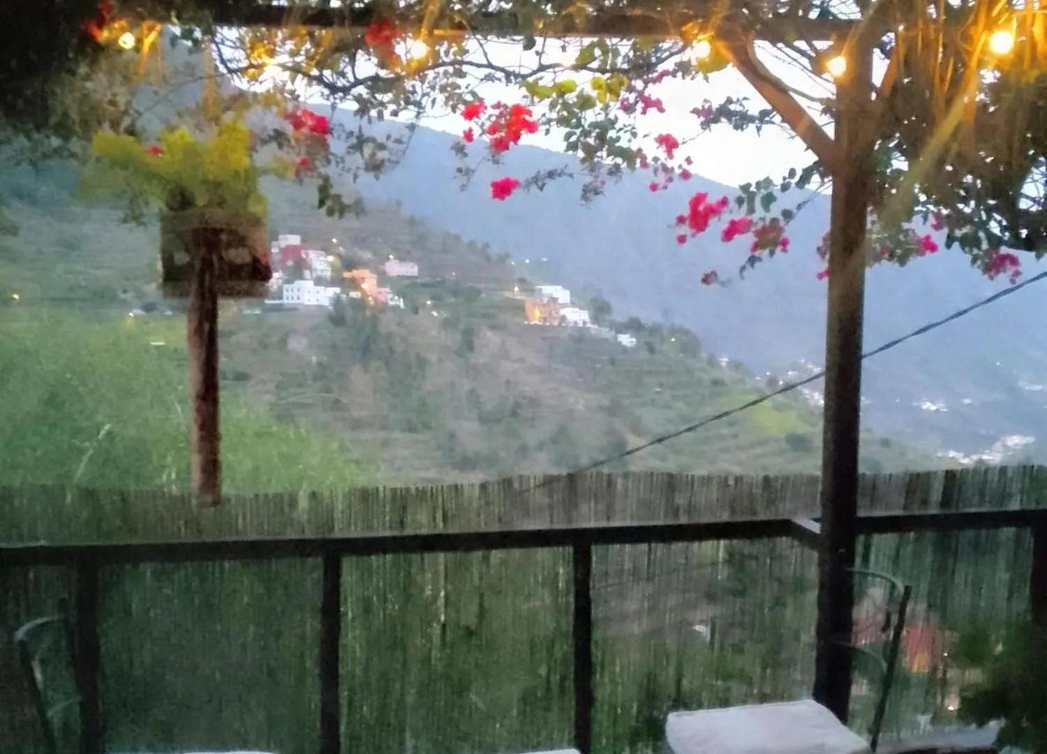 הוילה הרמיגואה Casita Bella Vista בקתה